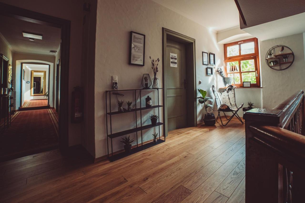 Gasthof Zum Storch Prichsenstadt Esterno foto
