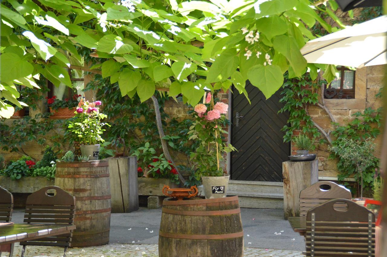 Gasthof Zum Storch Prichsenstadt Esterno foto